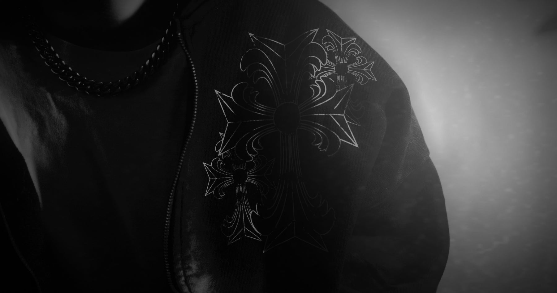 1/100 LIMITED PIECES